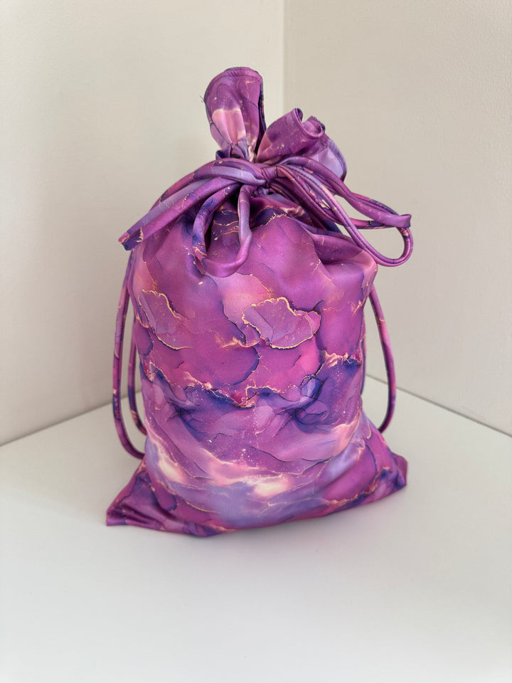 Marble Amethyst Scrunchie Bag