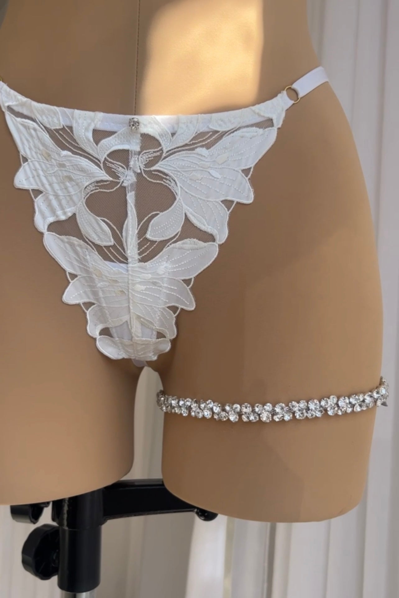 LILLIANA Garter